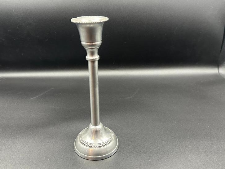 Vintage Antieke Kandelaar – 18 cm Hoog, Antiek en Kunst, Antiek | Kandelaars, Overige materialen, Ophalen of Verzenden