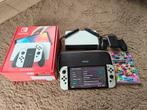 Nintendo Switch OLED, Spelcomputers en Games, Spelcomputers | Nintendo 2DS en 3DS, Ophalen, Zo goed als nieuw, Wit, Met games