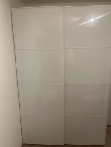 Kledingkast PAX van IKEA beschikbaar voor biedingen