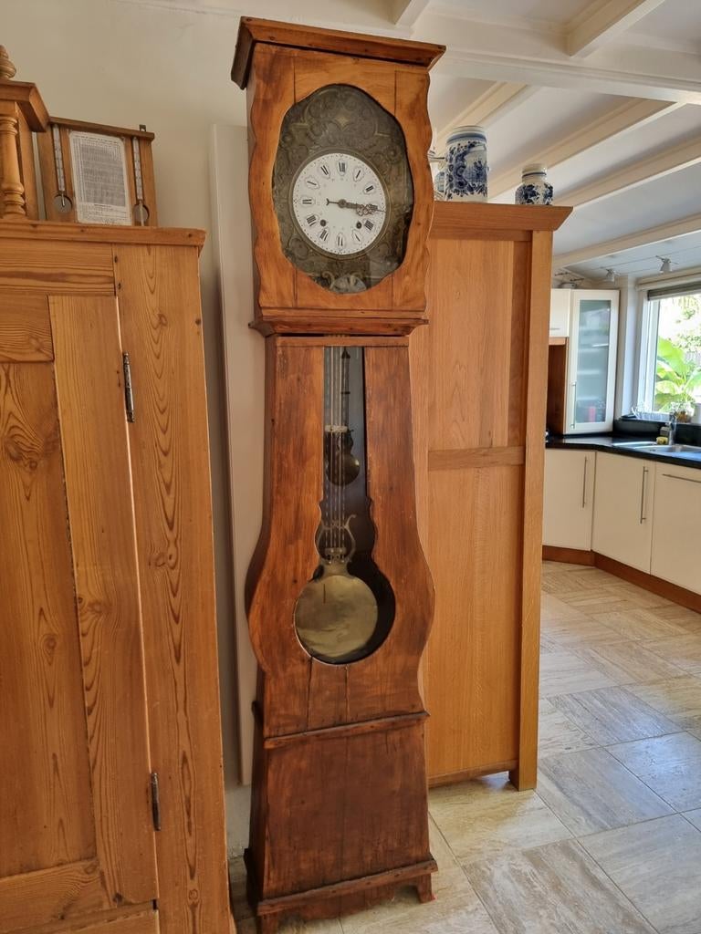 Comtoise klok in orginele kast, Ophalen