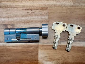 Nauwelijks gebruikte knopcilinder SKG 3* 8 cm beschikbaar voor biedingen