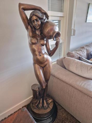 Bronzen dame 1.60m Collectors Item beschikbaar voor biedingen