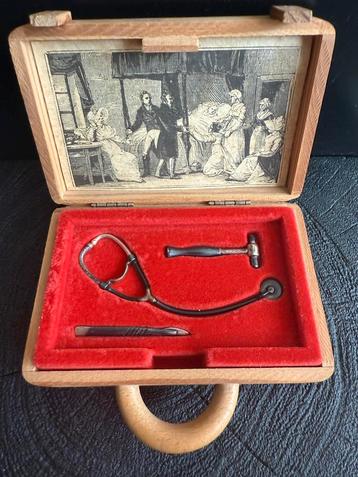 Miniatuur Doktersset Zilver 925 in Houten Doos beschikbaar voor biedingen