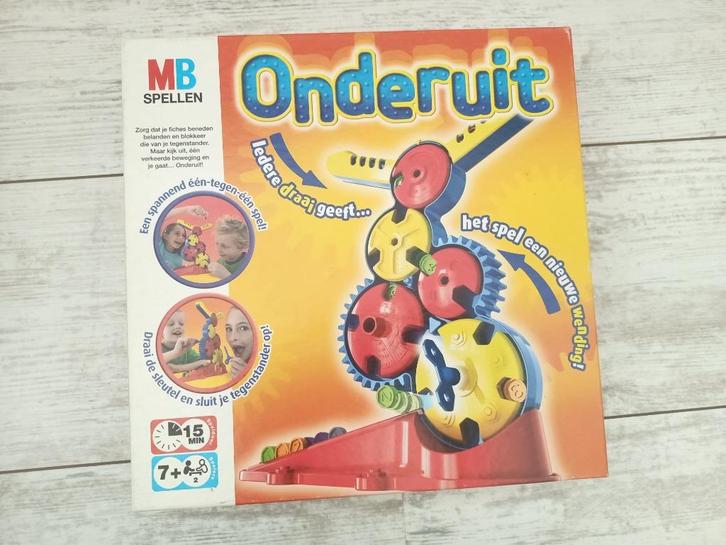 Spel onderuit, Hobby en Vrije tijd, Gezelschapsspellen | Bordspellen, Zo goed als nieuw, Een of twee spelers, Ophalen