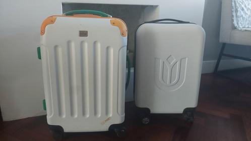 2 Witte trolleys Handbagage ?, Sieraden, Tassen en Uiterlijk, Koffers, Zo goed als nieuw, Hard kunststof, Minder dan 50 cm, Wieltjes