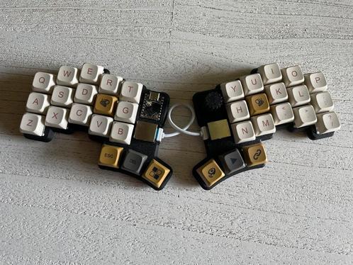 Ergonomisch 36-key split toetsenbord hotswap rode switches, Computers en Software, Toetsenborden, Nieuw, Qwerty, Bedraad, Ergonomisch