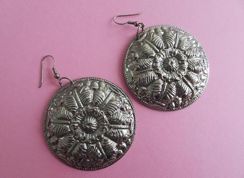 jwg Grote vintage 70s 80s boho bohemian oorbellen zilver klr, Sieraden, Tassen en Uiterlijk, Antieke sieraden, Oorbellen, Overige materialen
