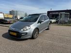 Fiat Punto 1.3 NAVI/CLIMA/PANORAMA (bj 2010), Auto's, Fiat, Origineel Nederlands, Te koop, Zilver of Grijs, 5 stoelen