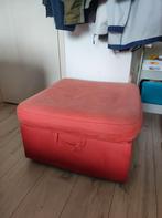 Rode Ikea voetbank/poef, Ophalen, Gebruikt, Minder dan 50 cm, 50 tot 75 cm