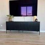 WOOOD New Gravure Zwart TV-meubel, Huis en Inrichting, Kasten | Televisiemeubels, Ophalen, Design, 150 tot 200 cm, Nieuw