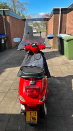 Vespa s 2013, Fietsen en Brommers, Scooters | Vespa, Ophalen, Gebruikt, Maximaal 45 km/u, Vespa S