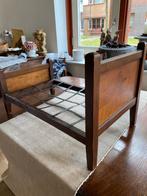 Oud houten poppenbed, Ophalen of Verzenden