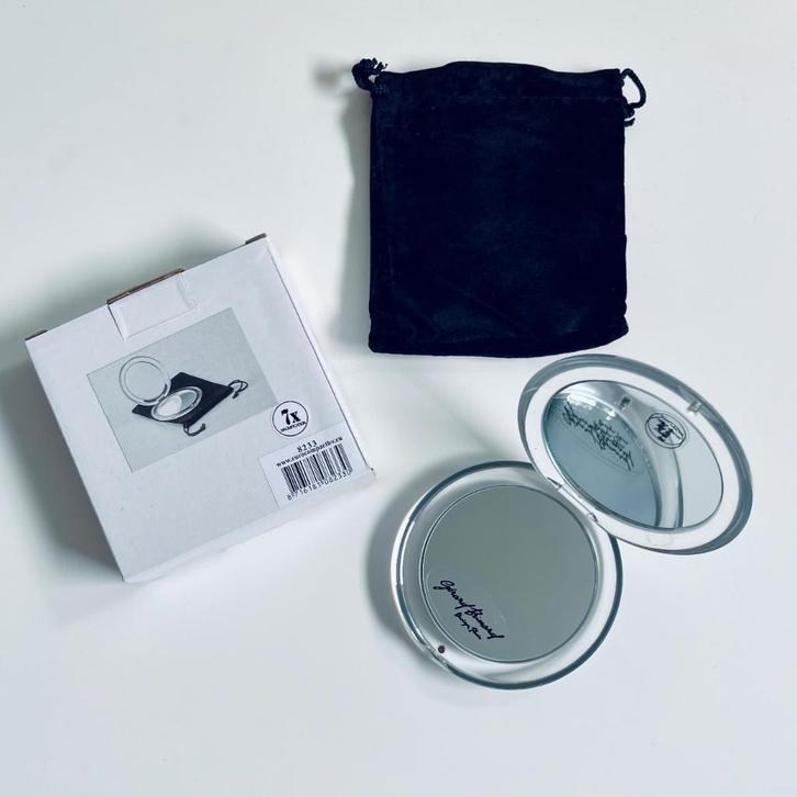 Nieuw in verpakking! Gerard Brinard Tasspiegeltje , Sieraden, Tassen en Uiterlijk, Uiterlijk | Cosmetica en Make-up, Nieuw, Toebehoren