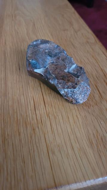Prehistorisch Vuursteen Werktuig beschikbaar voor biedingen