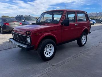 Lada Niva 4x4, youngtimer, 100% roestvrij  beschikbaar voor biedingen