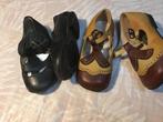 Twee Antieke. Schoentjes erg leuk voor grote poppen, Verzamelen, Poppen, Ophalen of Verzenden, Gebruikt