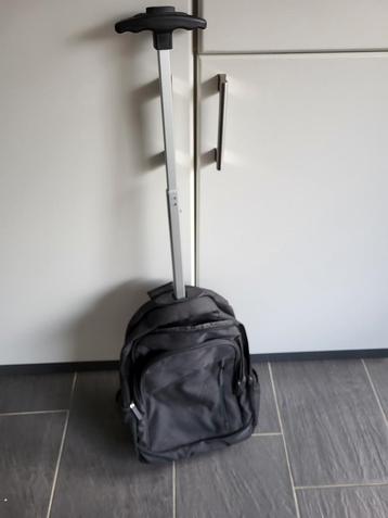 Nieuwe Zwarte Trolley Rugzak met Wieltjes beschikbaar voor biedingen