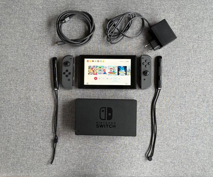 Nintendo Switch (2019) - Goede Staat!, Spelcomputers en Games, Games | Nintendo Switch, Gebruikt, 1 speler, Vanaf 3 jaar, Ophalen of Verzenden
