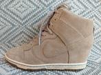 Nike Dunk High Sky Hi Suede Filbert maat 40 sleehak wedge, Overige kleuren, Nike, Ophalen of Verzenden, Sneakers of Gympen