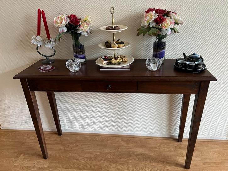 Mooie bijzettafel - Perfecte Staat!, Antiek en Kunst, Antiek | Meubels | Tafels, Ophalen of Verzenden