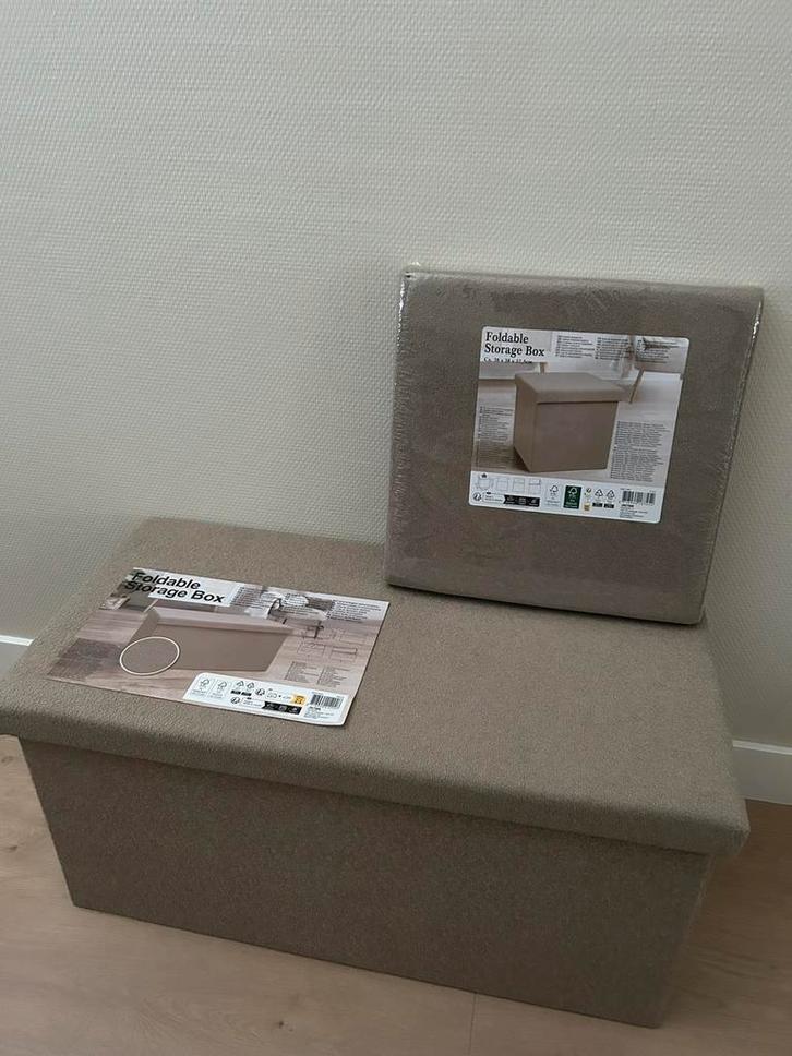 2 INKLAPBARE OPBERG POEFS NIEUW !! SAMEN €12,50 KOOPJE !!, Huis en Inrichting, Banken | Voetenbanken en Poefen, Nieuw, Minder dan 50 cm