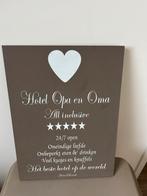 Hotel Opa en Oma Decoratiebord, Ophalen of Verzenden, Zo goed als nieuw