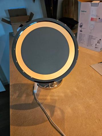 Make-up Spiegel met Verlichting - Zo Goed Als Nieuw beschikbaar voor biedingen