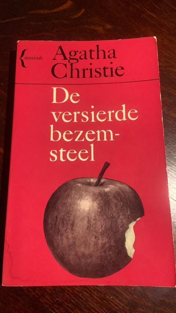 De versierde bezemsteel - Agathe Christie, Ophalen of Verzenden