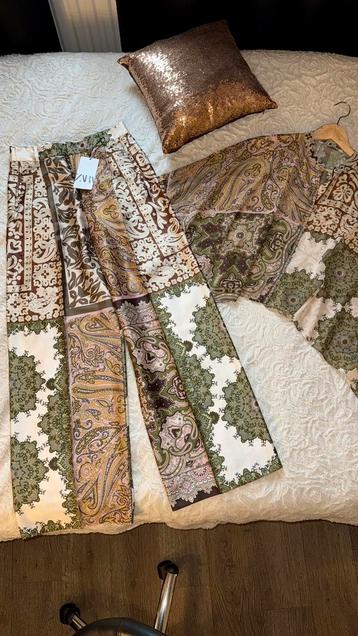 Zara multicolor patchwork printed set beschikbaar voor biedingen