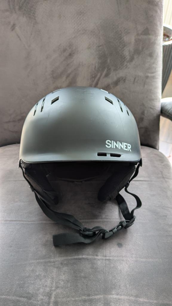 Sinner ski / snowboard helm | Maat L / M | Goede staat!, Kleding | Heren, Wintersportkleding, Gedragen, Overige typen, Maat 52/54 (L)