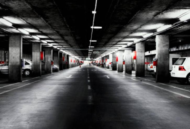 Parkeergarage Amsterdam dichtbij RAI en Zuidas, Huizen en Kamers, Garages en Parkeerplaatsen, Amsterdam