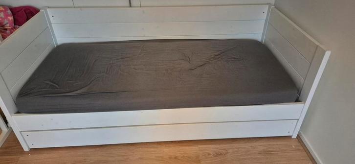 Fijn kinderbed met lattenbodem, Kinderen en Baby's, Kinderkamer | Bedden, Gebruikt, 180 cm of meer, 85 tot 100 cm, Lattenbodem
