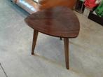 Klein tafeltje / bijzet tafel, heel netjes!, Zo goed als nieuw, Overige vormen, Hout, Ophalen