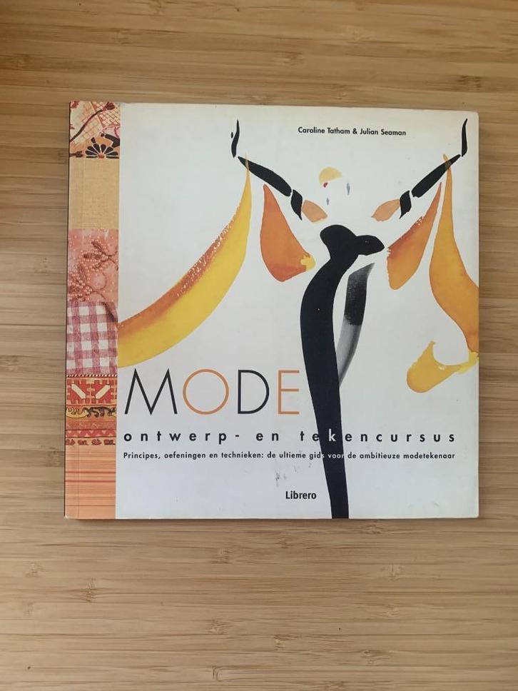 Mode Ontwerp Tekencursus Caroline Tatham, Boeken, Hobby en Vrije tijd, Gelezen, Tekenen en Schilderen, Ophalen of Verzenden