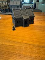 Middeleeuws modulair D&D huis – terrain 28mm – 2-delig, Ophalen of Verzenden, Nieuw, Warhammer, Toebehoren