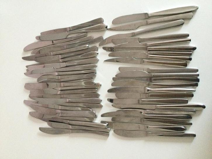 Partij messen ongesorteerd 50 stuks, Huis en Inrichting, Keuken | Bestek, Rvs of Chroom, Ophalen of Verzenden