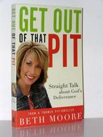 Beth Moore - Get out of that pit (about God's deliverance), Boeken, Godsdienst en Theologie, Ophalen of Verzenden, Zo goed als nieuw