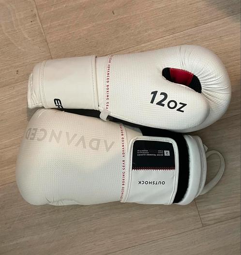Witte bokshandschoenen Outshock 12 OZ, Sport en Fitness, Boksen, Zo goed als nieuw, Bokshandschoenen, Ophalen of Verzenden