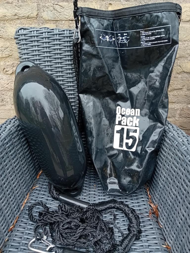 Ocean Pack Dry Bag 15L en stootwil met fenderlijn, Ophalen of Verzenden, Gebruikt, Overige typen