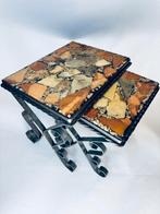 Set van 2 vintage mozaïek bijzettafels + extra onderstel, Minder dan 45 cm, Minder dan 55 cm, Metaal of Aluminium, Vintage