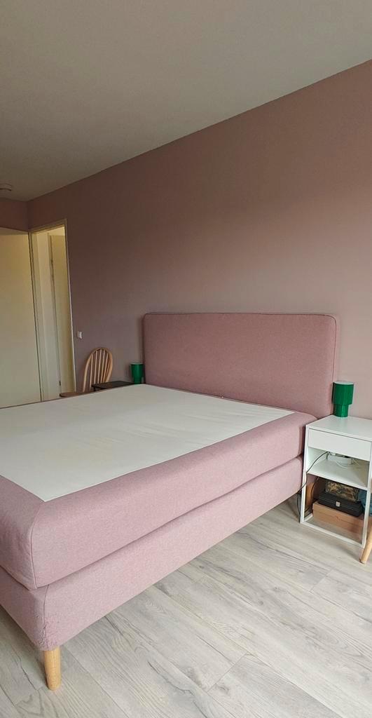 Ikea boxspring 180x200 met hoofdbord + extra hoes, Huis en Inrichting, Slaapkamer | Boxsprings, Gebruikt, 180 cm, 200 cm, Tweepersoons