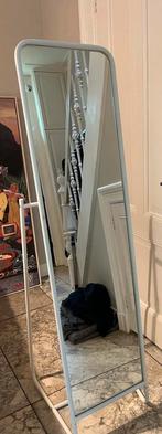 IKEA Knapper Spiegel - Staande Spiegel, Huis en Inrichting, Woonaccessoires | Spiegels, Ophalen, Zo goed als nieuw, 150 tot 200 cm