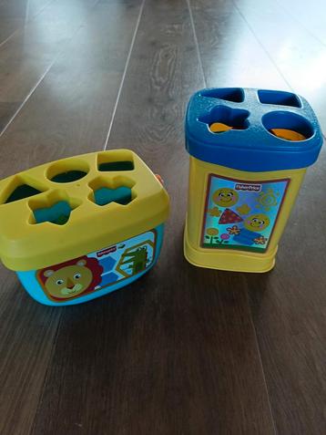 Fisher-Price Vormenstoof en Kubus beschikbaar voor biedingen