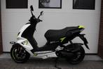 Peugeot Speedfight 4 slechts 2.435 km/2021/45 km/u/Garantie, Fietsen en Brommers, Ophalen, Maximaal 45 km/u, Zo goed als nieuw