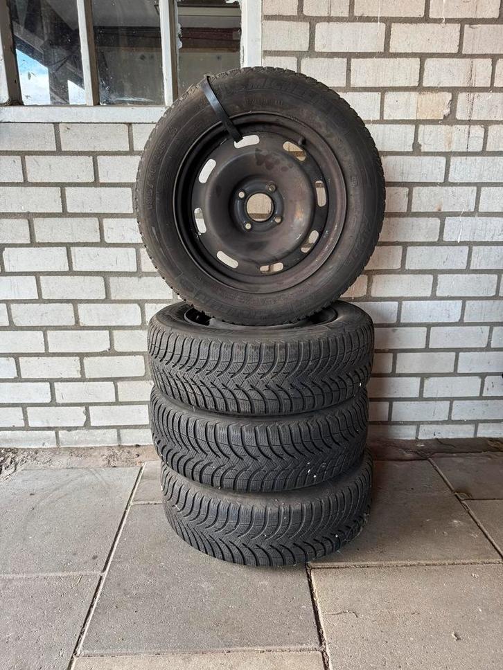 Winterbanden met velg voor peugeot 207 185/65 R15, Auto-onderdelen, Banden en Velgen, Banden en Velgen, Winterbanden, 15 inch