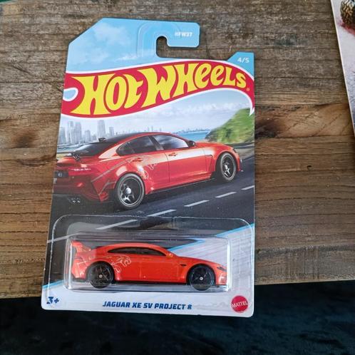 Hot wheels luxury Sedan jaguar xe sv project 8, Hobby en Vrije tijd, Modelauto's | Overige schalen, Nieuw, Auto, Ophalen of Verzenden