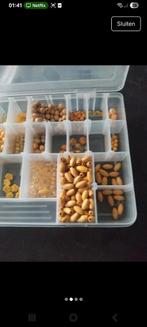 Diverse kralen in sorteerdoos, Hobby en Vrije tijd, Ophalen of Verzenden, Gebruikt, Kraal