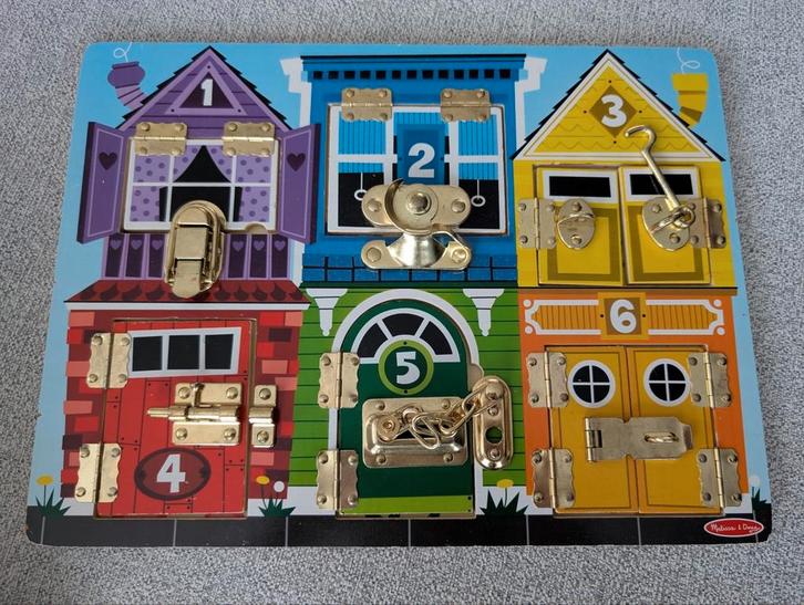 Houten activiteiten bord sloten en grendels & houten puzzel, Kinderen en Baby's, Speelgoed | Kinderpuzzels, Zo goed als nieuw