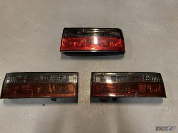Bmw E30 Achterlichten smoke diverse vfl en nfl 3-serie coupe beschikbaar voor biedingen