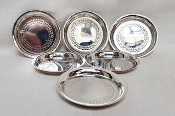 Borrelonderzetters - zilver. beschikbaar voor biedingen